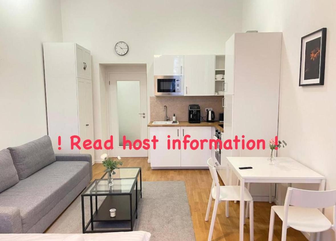 Cozy 2-room Villa Praga